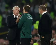 维尼修斯重伤倒地，内马尔全队围拢祈祷，场面感人的简单介绍